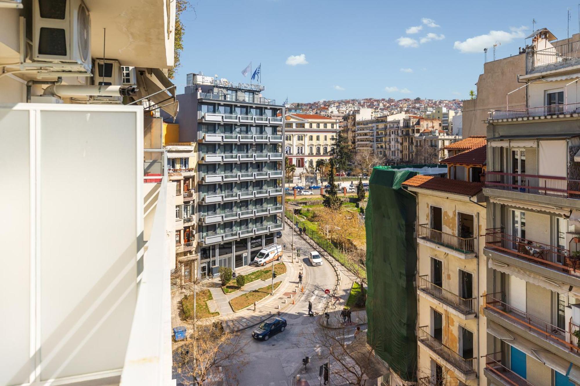 Coloured Nests Apartment Солун Екстериор снимка