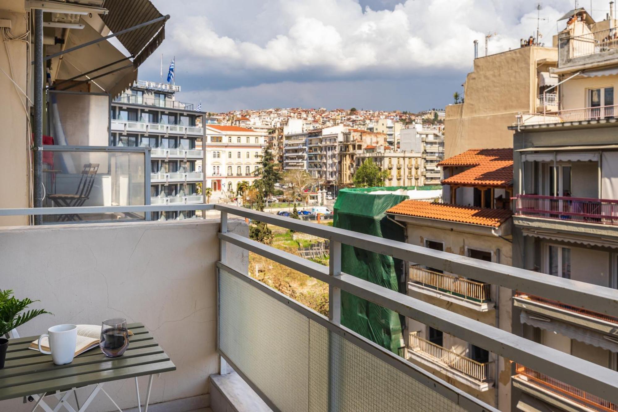Coloured Nests Apartment Солун Екстериор снимка